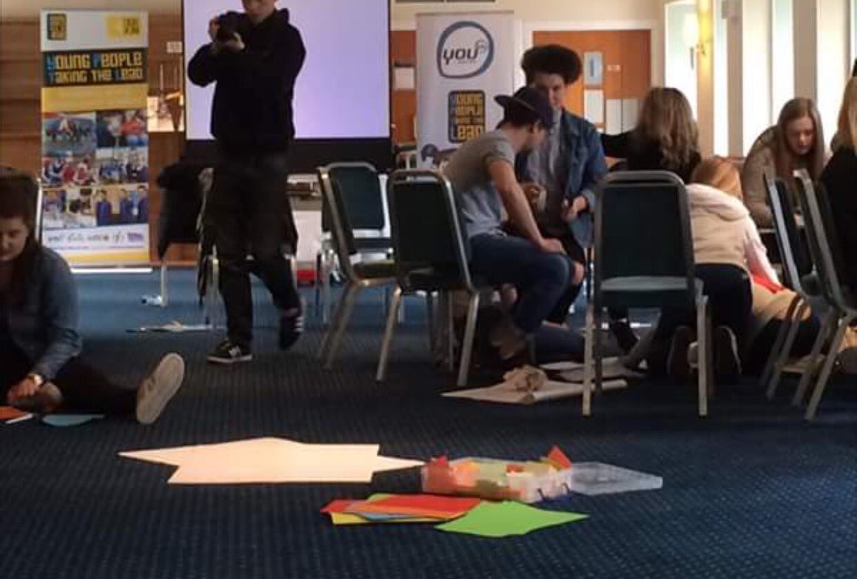 Michmxk's tweet photo. Thank you @YouthScotland for a great weekend.It was fab meeting all North Lan youth forums🎒Well done everyone for completing #ITStage2 https://t.co/xXGzHjrBZ1