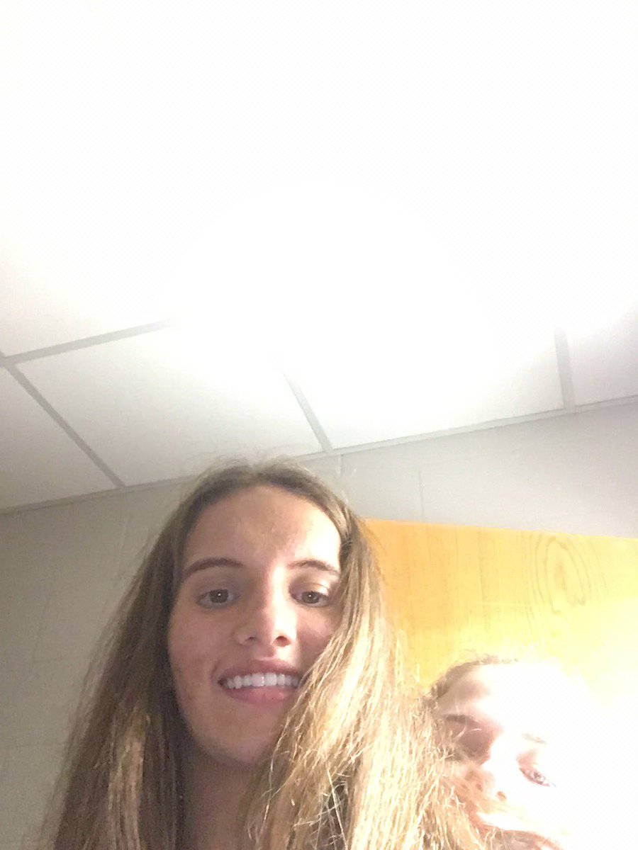kaylaikaiser's tweet photo. this is my fave sophomore mare #gorockets #gomare #vball #lit https://t.co/fvKpnL0SyB