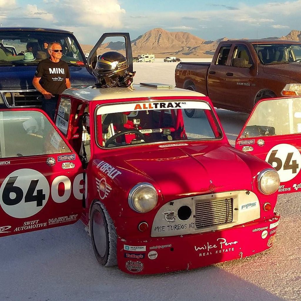 project64mini's tweet image. Bonneville flashback. We've done a few #sunrise shots, but it is such a privilege to be am… ift.tt/2f29msC