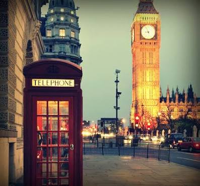 Help1DProjeto's tweet photo. Choose one [London vs Las Vegas]: 

- RT
- Responda com as tags

#ARIASONEDIRECTION https://t.co/RReUB1ZvsO