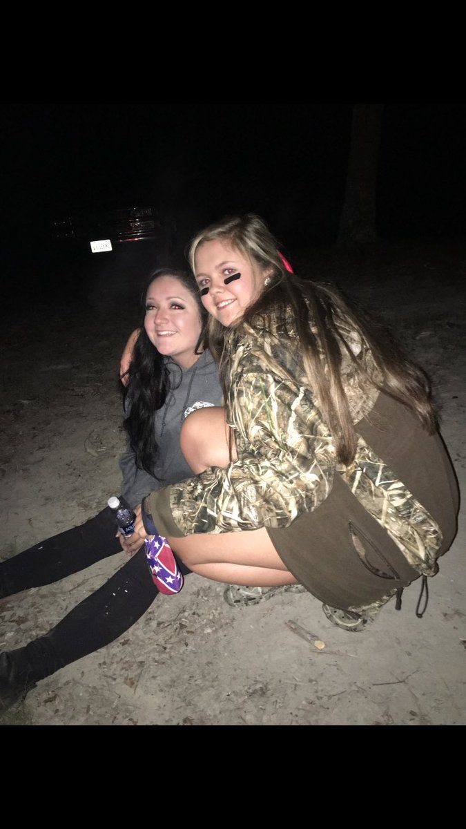 emmaboo42's tweet photo. Halloweekend was a gooooo π #assoutforharambe https://t.co/9Mzl1QUbw0