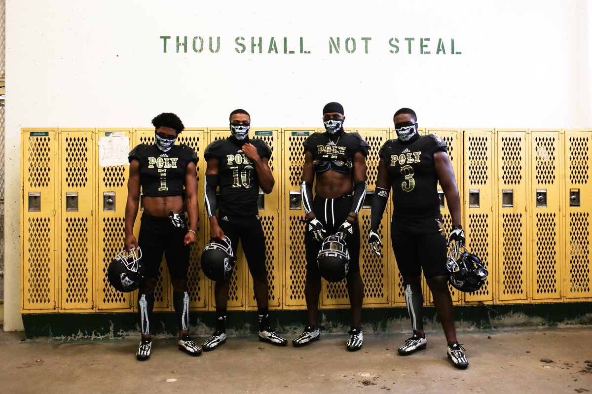 JeremyDarlow's tweet image. WHAT IF your program invested in elite-level photography? 

Brands are built on AND off-field. Content is key at every level.