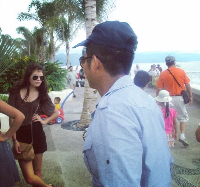 paoofree's tweet photo. #AlguienQueTeMireComoSiFuerasMagia #PuertoVallarta #MaleconeAndo #FelizDomingo https://t.co/0KpKcfxlq2