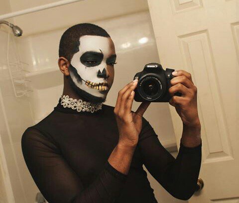 POETICDRUGS1's tweet photo. A Lil Sum For Yall A$$ 🎃😎 #Halloween #MUVADOLL #MUVALIFE🚺 @1PoeticDrugs https://t.co/4F8K9vN5Yy