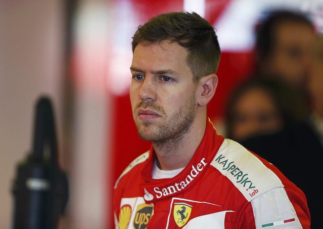 JonOncala's tweet photo. Cuando te das cuenta que te han relegado al quinto puesto despues de haber subido al podium. #SadSeb https://t.co/AclfgDLgbM