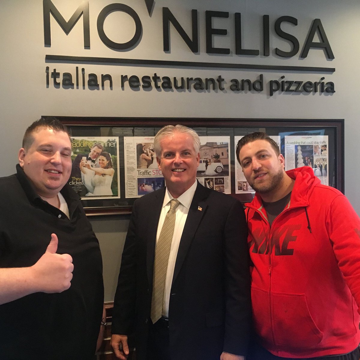 Campaigning makes me hungry!  Stopped by <a href="/MoNElisaPizza/">MO'NELISA PIZZA</a> in <a href="/PointLookoutNY/">Point Lookout NY</a> for lunch!  Awesome pizza! Thx <a href="/COACH_MOCASSARA/">MO CASSARA</a> &amp; <a href="/ElisaDiStefano/">Elisa DiStefano</a>