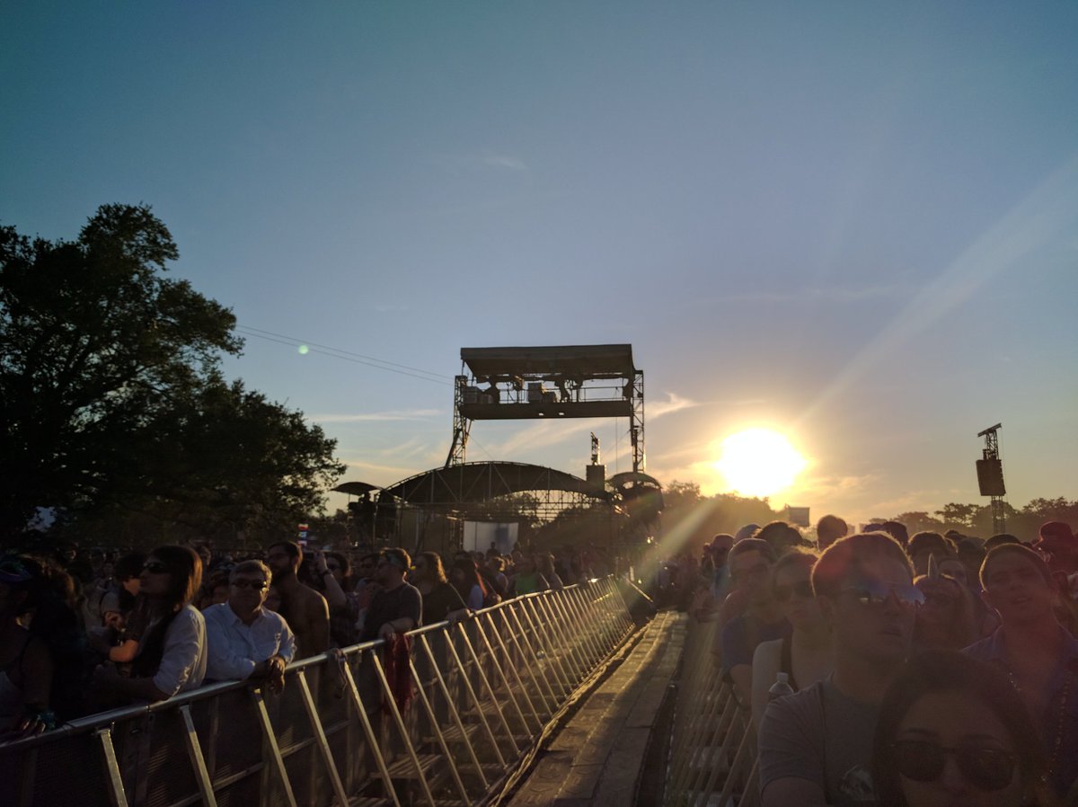 corejava2's tweet image. Waiting for #arcadefire at #voodoofest #readytostart