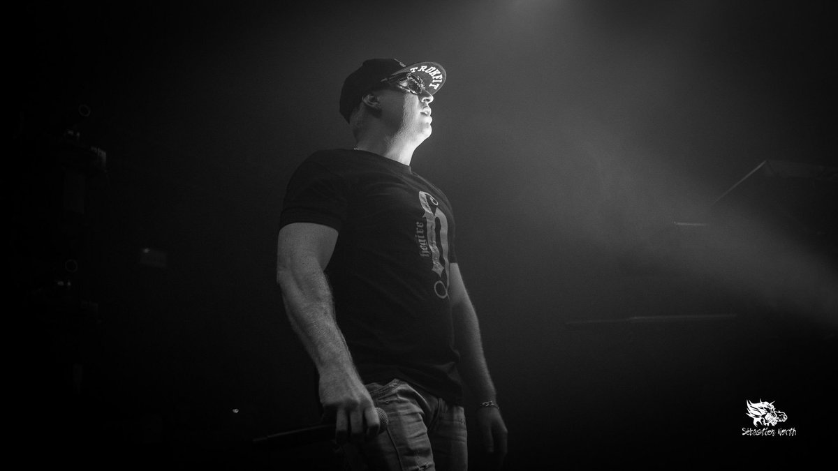 TEDDYFAMAS's tweet photo. Avant première de @KeryJames le 28/10/16 à la Laiterie " Strasbourg " #Dieez #LDB#DeejayBleyzi #GravéAVie #ToutAChangé #Marabunta #MLHV https://t.co/p81kPSIi24