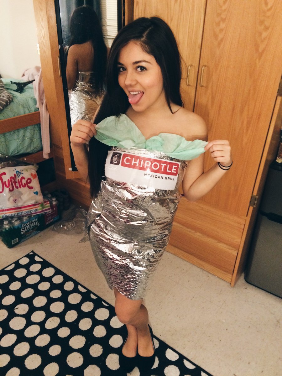 aashleybrianne's tweet image. I'm mad that I'll never have another Halloween costume that will beat this one #ChipotleIsMyLife