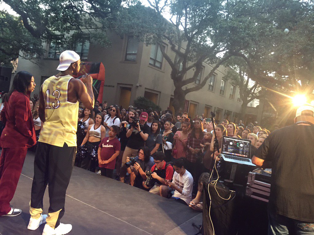 jarodgers1's tweet photo. Thanks to everyone who was a part of tonight's #BasketballBlockParty! β€οΈ https://t.co/6GBCTfbgDY