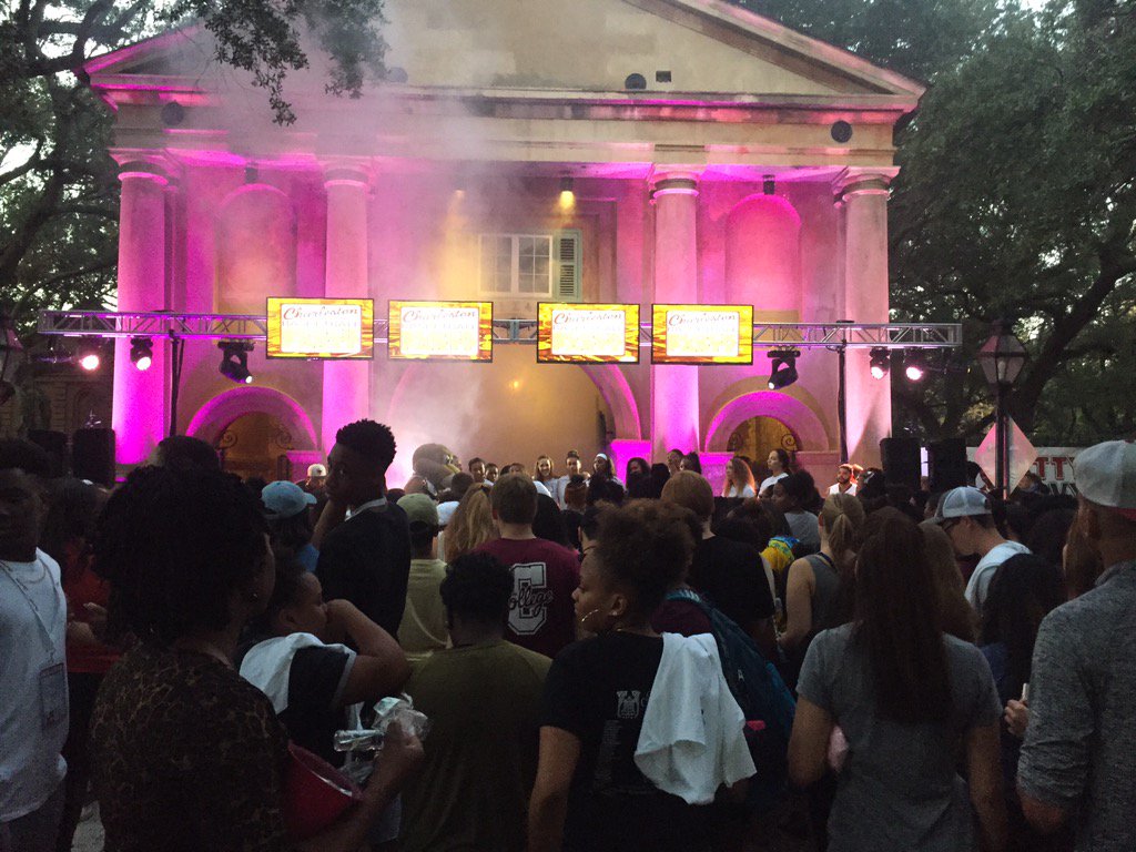 jarodgers1's tweet photo. Thanks to everyone who was a part of tonight's #BasketballBlockParty! β€οΈ https://t.co/6GBCTfbgDY