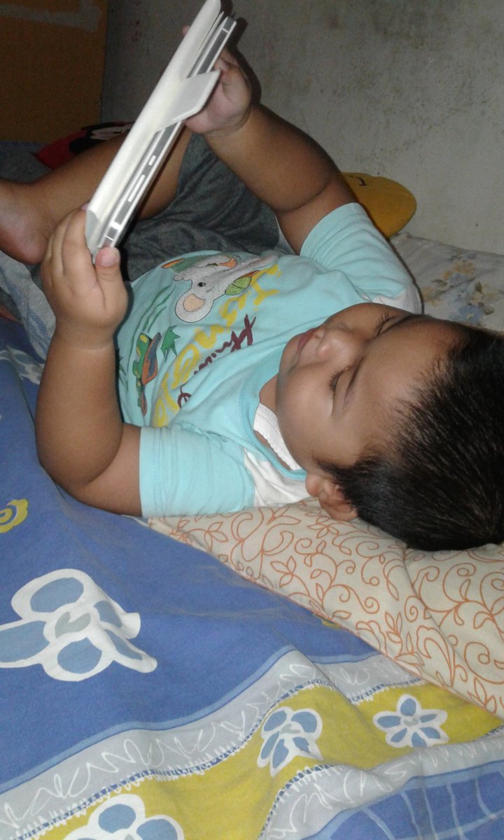 MasHand8's tweet image. Daripada bahas demo lebih enak lihat ULTRAMEN ya dik