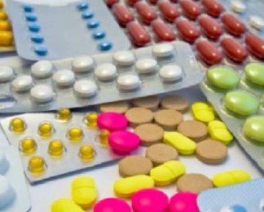 HealthyFit_org's tweet photo. YOU MUST READ THIS!
TOP TEN DRUGS THAT CAUSE KIDNEY DAMAGE: PLEASE SHARE FOR INFORMATION.
https://t.co/SgZyBYJnPW
#drugs #kidney #damage https://t.co/d3icFWbtWo