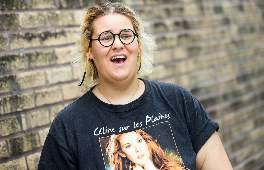 «Safia Nolin, ou l’exutoire noir pour y voir clair» #ADISQ @safianolin  ledevoir.com/culture/musiqu…