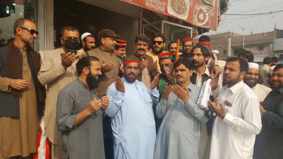 PTIPeshawar's tweet image. Huge number of PK4 workers going to swabi interchange leading by Mpa @ArifYousafPTI 
#LockdownUpdates