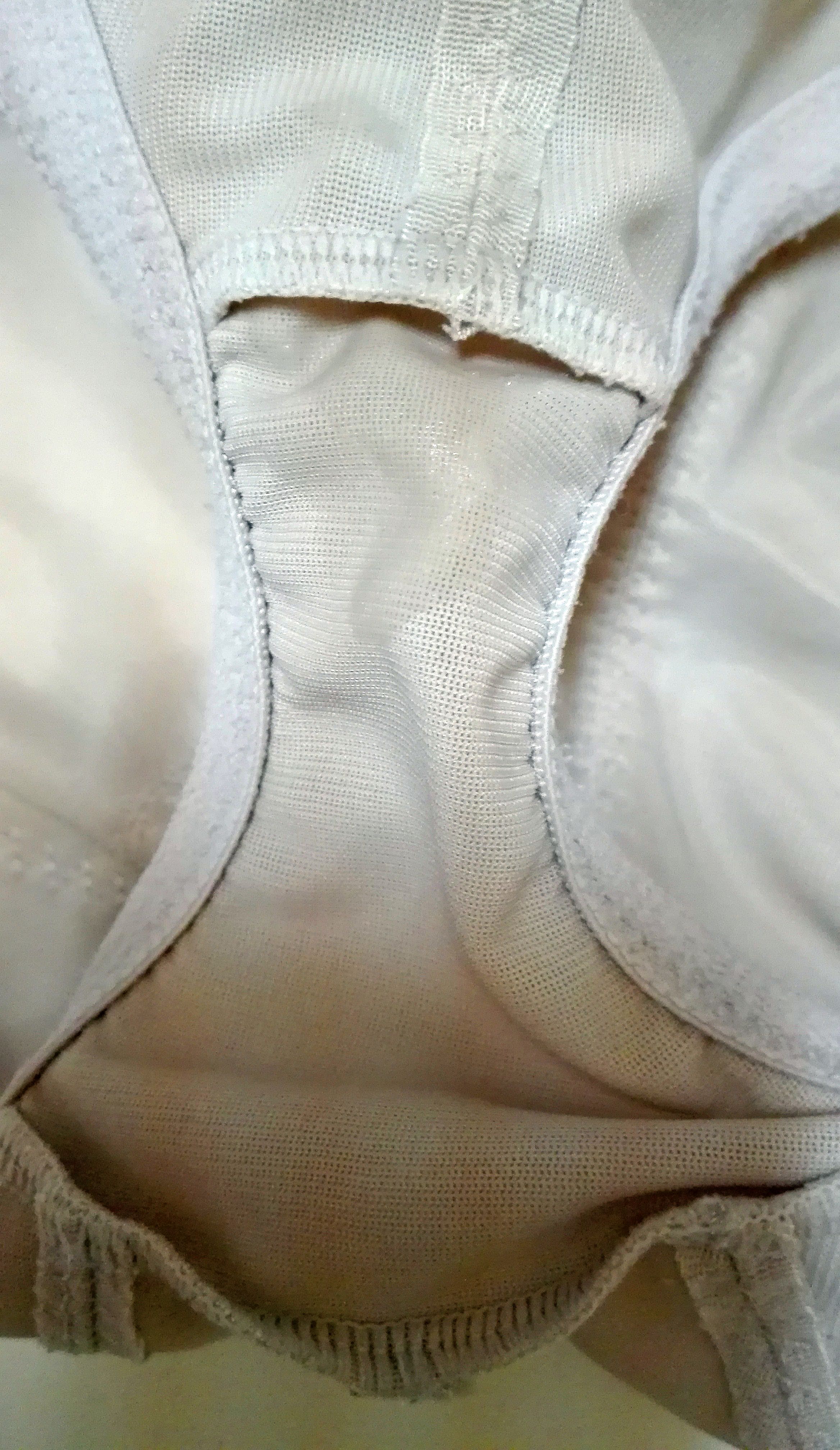 熟女のクロッチ  / X