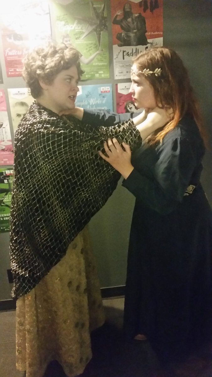 dirtylaundryyyc's tweet photo. This feud runs deep. #GameofSoaps https://t.co/jOx8xIrfE7