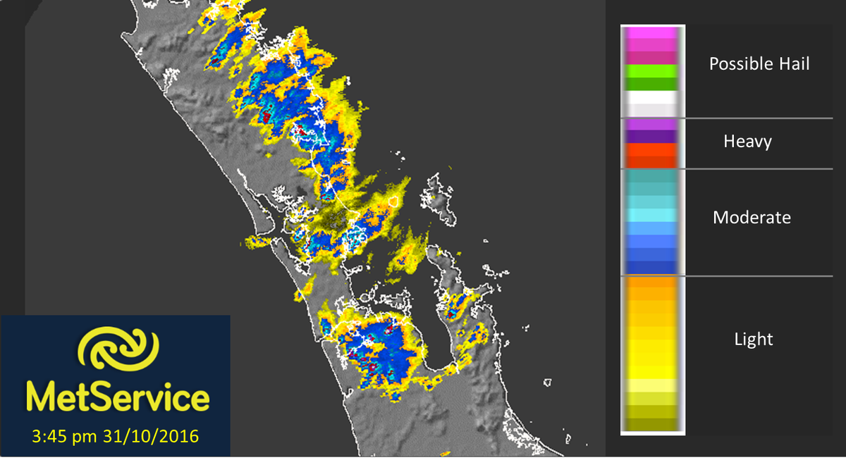 MetService's tweet photo. Thunderstorms and showers in #Auckland and #Northland regions should be clearing by early evening. Radar: https://t.co/prKU7O2R01 ^CF https://t.co/ZpKIi2eTnA
