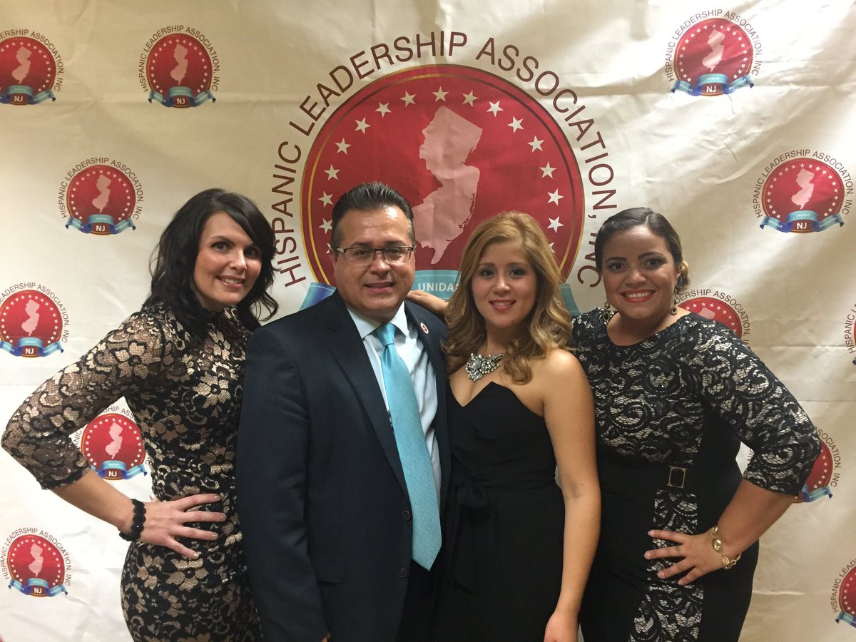 renew our commitment to democracy, inclusion, leadership and diversity. Thank you!
@Hispanic_Summit
<a href="/RowanUniversity/">Rowan University</a>
#HLASummit2016