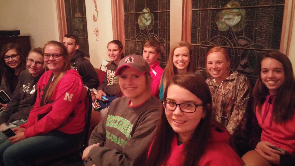 Honors English II at Macbeth tonight- *killed* it! (Get it?!) 😂 <a href="/shakespeareots/">Shakespeare OTS</a> #aurorahuskies