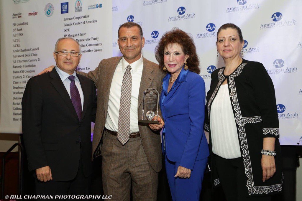 FayBeydoun13's tweet photo. The american arab chamber was honored to award Mr Sam Simon the bridge builder of the year award. Congratulations Sam https://t.co/q4oah3L1J4