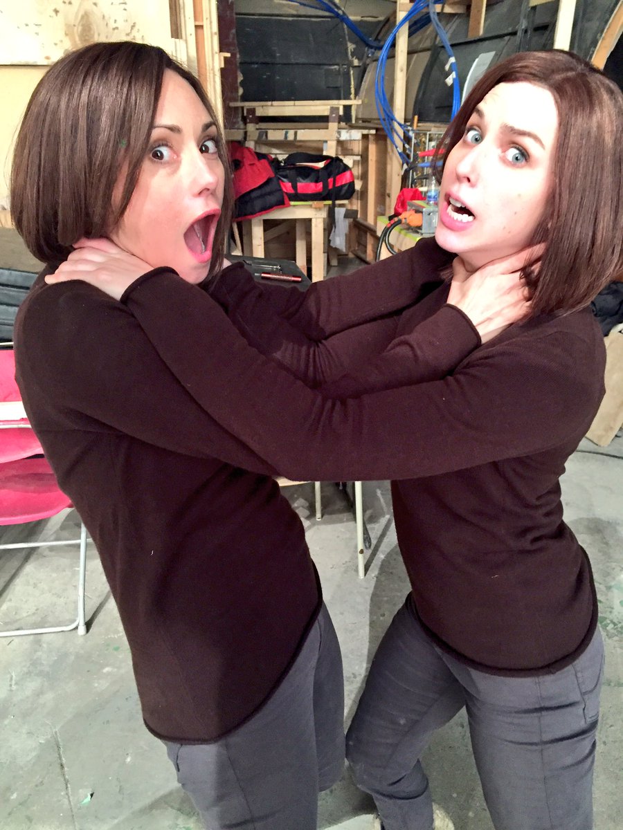 Brownnmiss's tweet photo. THIS is Double Trouble. #Kelly + #JenMurray = #Jelly @Lauralee_xx @RichardSammel @TheStrainFX #TheStrain https://t.co/O3GxQESadu