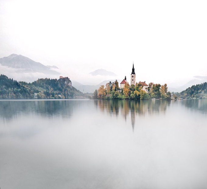 The fall and the fog arrive at Lake Bled in beautiful Slovenia. https://t.co/obp2zNhuCi<a href="/tag/stayandwander"class="tags"><span>#stayandwander</span></a>
