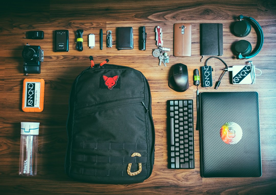 CarryologyStore's tweet image. Film editor @Youknowthebo shares his #carryessentials in our Carry Portraits exhibition...