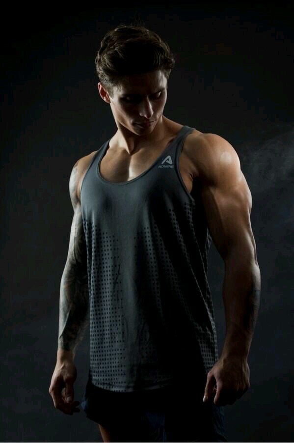 AdiGillespie's tweet photo. All 💪 #fitness @admire https://t.co/yUtUrSUtQj