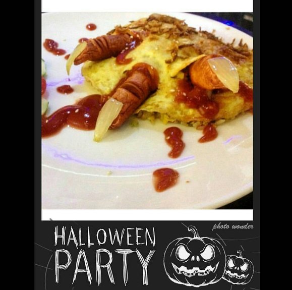 TRY OUR SPECIAL HALLOWEEN MENU!!! OHHHHHH ITS CREEPY!!!! by. De'Tones By Afgan MEDAN (061)80510628