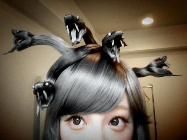 mitijera's tweet photo. + de 40 peinados para #halloween :D ttp://ow.ly/N6Qe305GN5g https://t.co/7MTw8UUFpd