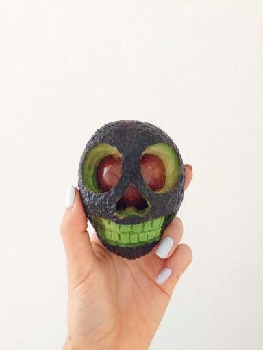 GozoDeli's tweet photo. Happy #Halloween ! Celebrate with a #vegan #dayofthedead dinner @BlackCatHackney hosted by @FatGayVegan https://t.co/RS1JmnxmNw https://t.co/iv3hVaaipu