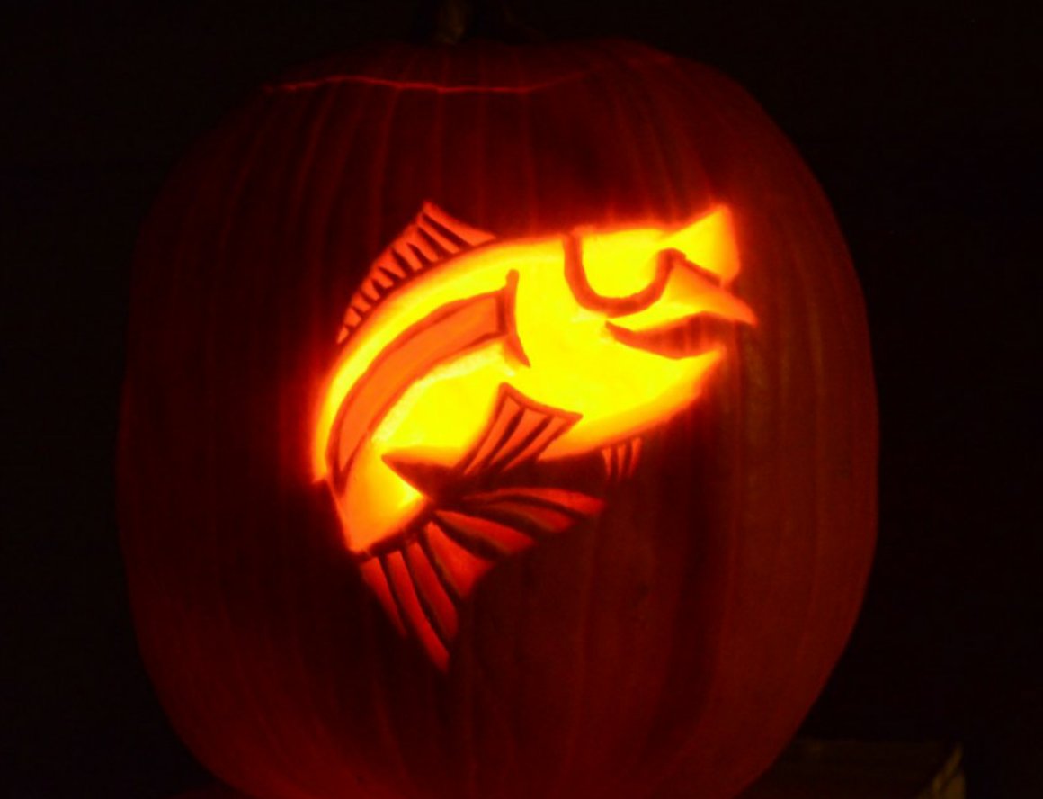 FishermansDock's tweet photo. Happy Halloween #pumpkinart https://t.co/OhqJMPuT9G