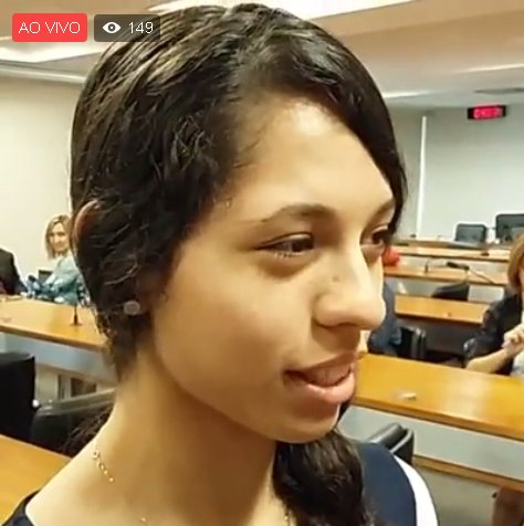 PTnoSenado's tweet photo. Em instantes,o Senado vai debater a #PECdoFimdoMundo.E a estudante Ana Julia,q participa das ocupações tem um recado https://t.co/9l4BdPbgg5 https://t.co/hS7M4wiVOE