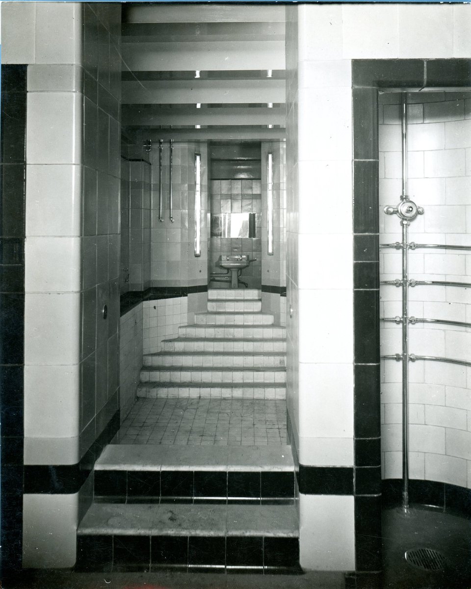 PRSArchitects's tweet photo. #poplar baths is open and off the @HistoricEngland Heritage at Risk register @HE_LondonAdvice Plunge pool original and restored #HAR2016 https://t.co/ItotBrhPlP