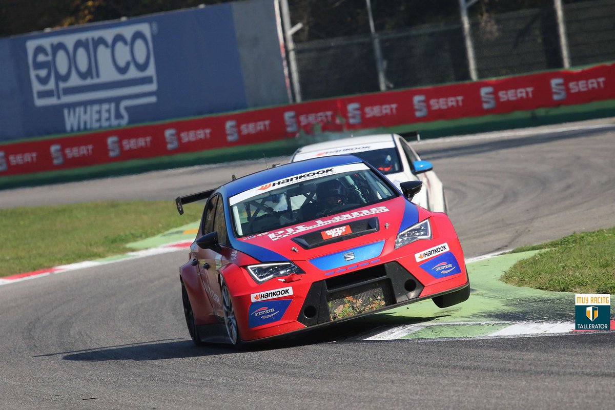 Tallerator's tweet photo. Así fue el #findesemana Racing 🏁
El campeonato #tcr2016 Italia finalizó en #Monza tras 14 carreras en 7 pruebas. En la foto: E. Bettera https://t.co/Ym5q31GTCp