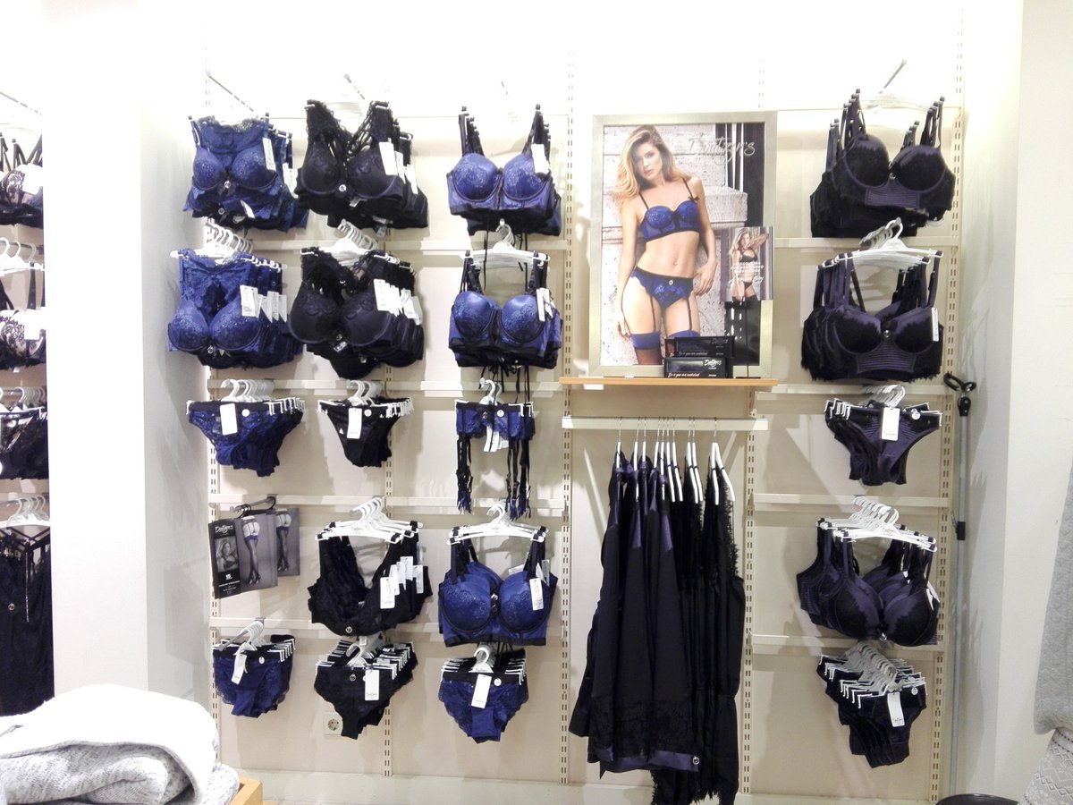 Our doutzen collectie#loving <a href="/sylgeus/">Sylvia.</a> <a href="/LauraHaarlem/">Laura</a> <a href="/RayannJeppe/">Rayann Jeppe</a> @Dimitri_HKM <a href="/P_Mountford/">Philip Mountford</a>