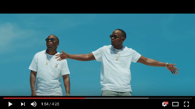 FoodieMagSA's tweet photo. New Release: Major League DJz - Sgetit Video [ft Cassper Nyovest, Kwesta] ---->  https://t.co/qF5PF06UBj #SAHIPHO... https://t.co/fqPUtCLN6q