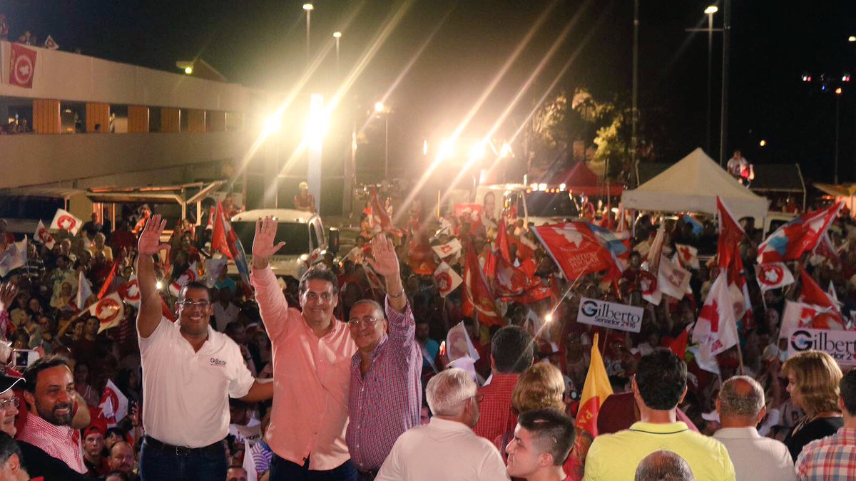 El Distrito de Mayagüez /Aguadilla se tiró a la calle también a favor de sus senadores <a href="/SenadorGilberto/">Gilberto Rodríguez</a> y @Efrain_dejesus #SenadoPopular