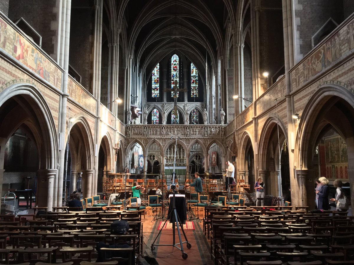 floating_earth's tweet photo. Today we're starting off this busy week at St Augustine's, Kilburn recording @TheSixteen and the @BrittenSinfonia https://t.co/17Yg3qIMKG