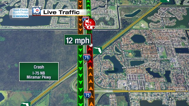 Crash on I-75 NB south of Miramar Pkwy #traffic https://t.co/zMdoJp29L6
