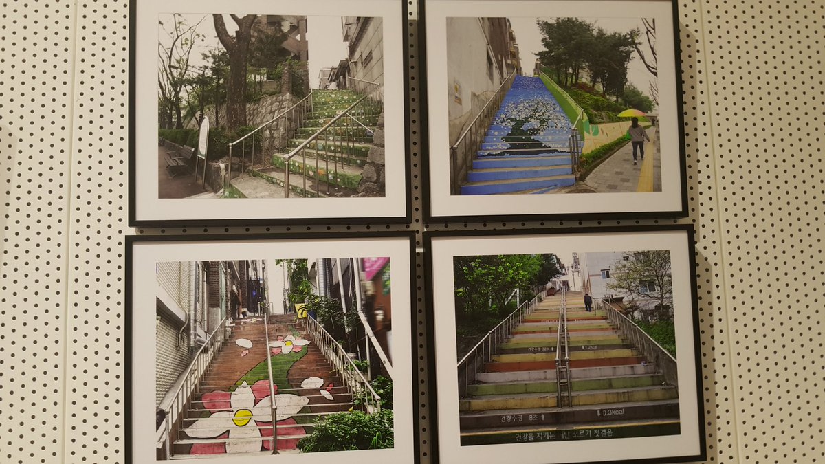 성남시청 2층 공감갤러리에서는 11.3일까지 본시가지 골목길 사진 50점이 전시되고 있습니다 ᆞ성남시의 옛 향수를 느껴보는 좋은시간 되시길 바랍니다ᆞ#성남시