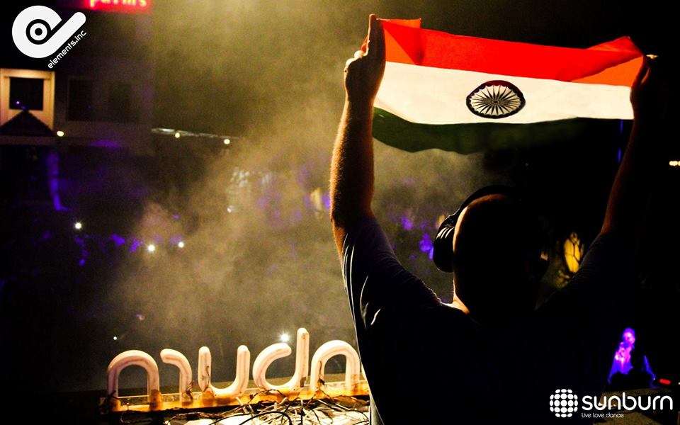Eelementsinc's tweet photo. Throwback to Sunburn Reload with Polish sensation TIDDEY.. For his bookings in India contact varun@elementsinc.co.in
#throwback #tiddey https://t.co/LtOyytOsL0