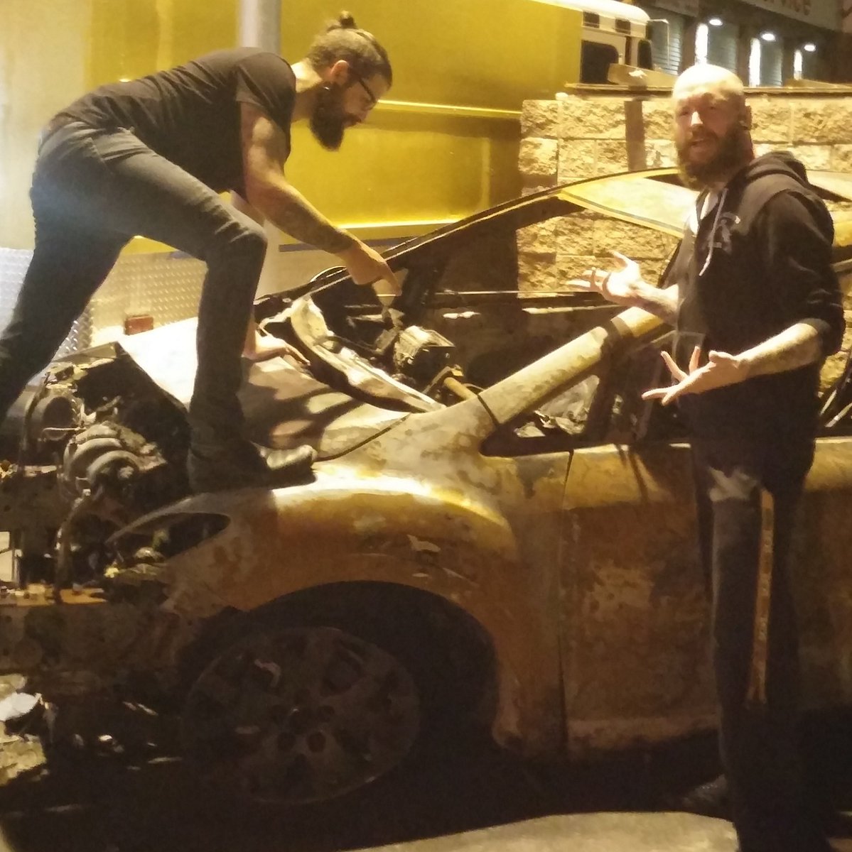 DevilWarning's tweet image. Another car gone. #musicians #musicianslife #vegas #LasVegas #band #metal #rocknroll