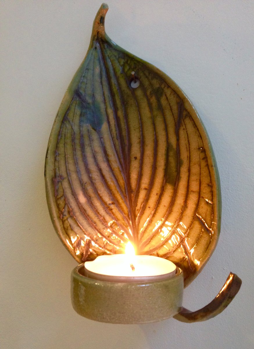 karen89beard's tweet photo. It's Halloween and winter is upon us. Banish the darkness with candlelight available at #harbornexmascraftmarket #moorpoolhall #harborne https://t.co/R14fmaZAij