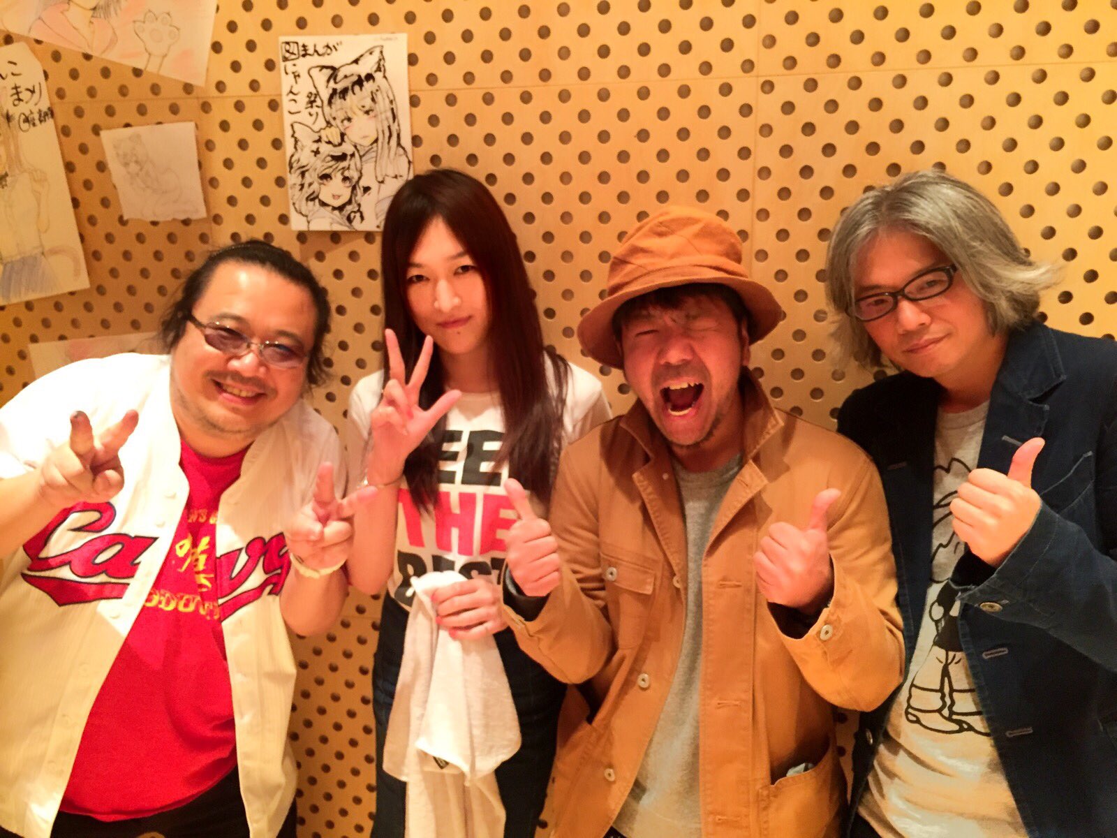鈴木詩子 昨日 高円寺フェス 4コマ漫画家バイキング にお越し下さった皆様 本当にありがとうございました 写真は杉作j太郎さん 本秀康さん タイコウクニヨシさんと