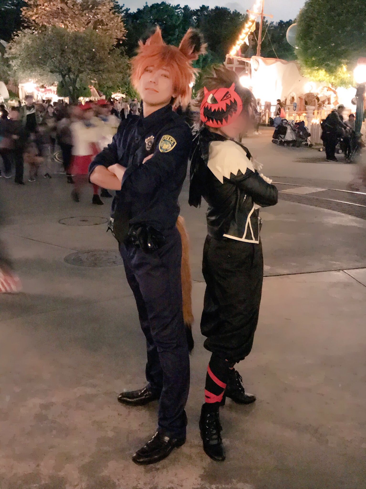 ゆうた 29日ディズニーハロウィン行ってきました ニックのコスプレです 仮装初でしたが楽しかったです 一緒に写真撮っていただいた皆さんありがとうございます ハロウィンタウンのソラとも写真撮れて感激でした Dハロ Dハロ仮装 Dハロ仮装者