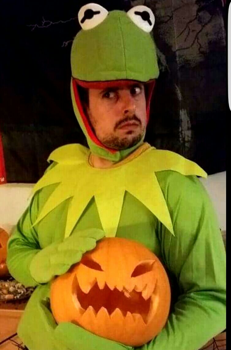 SindiecateArts's tweet image. Today is the birthday of the Top Leader of the Tribe @FerndOrtga! The man with the scariest Halloween costume ever! Happy birthday!