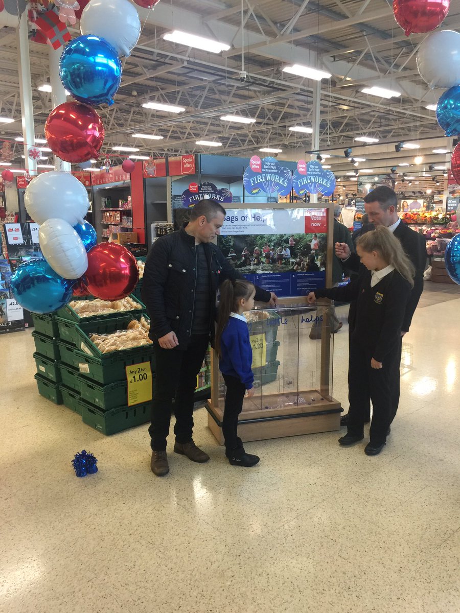 Suereed22's tweet photo. Tesco bag scheme voting starts today for 2wks in Tesco stores across Swansea please vote Cilybebyll Community Growers https://t.co/UQs52a5ufU