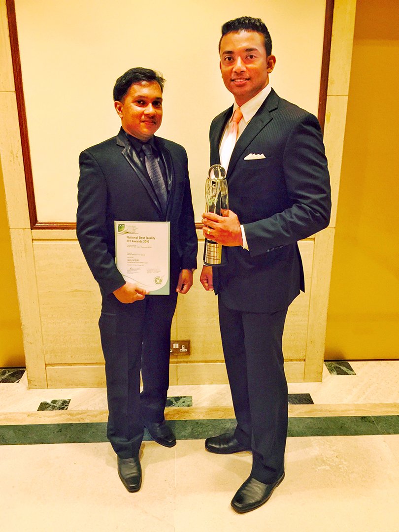 hSenidOutsource's tweet photo. @SachiWickramage led #hSenidOutsourcing for yet another victory at the British Computer Society #NBQSA 2016

#BCS #FlipBeats #hSenid https://t.co/zAlSbWriL7